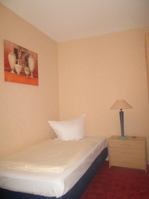 Gruener Baum Nuernberg Brunn Hotell Exteriör bild